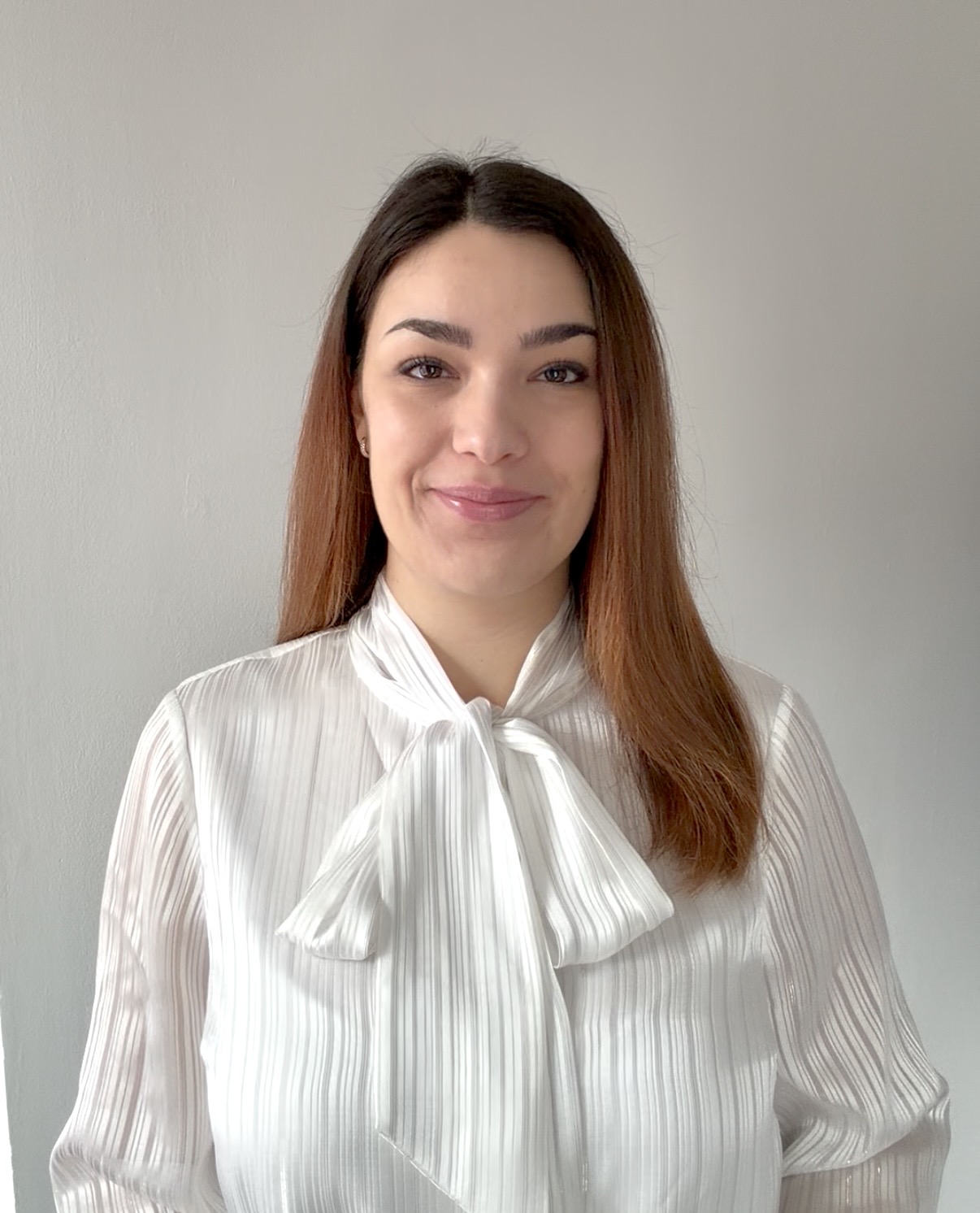 Ana-Maria Cara, Psiholog consilier, Psihoterapeut, Psiholog